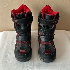 Youth Size 2 Sporto Snow Boots Black/Red